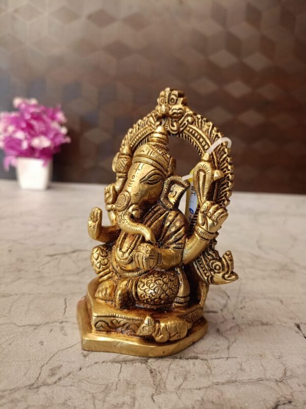 Buy Brass Arch Ganesha Statue For Pooja And Offices 4.5″ Antique Showroom Trichy - Image 2