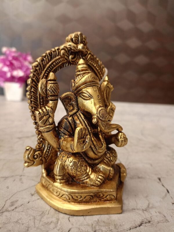 Buy Brass Arch Ganesha Statue For Pooja And Offices 4.5″ Antique Showroom Trichy - Image 3