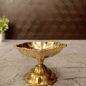 Buy Brass Fine Art Single Face Designer Diya 2″ Antique Showroom Trichy