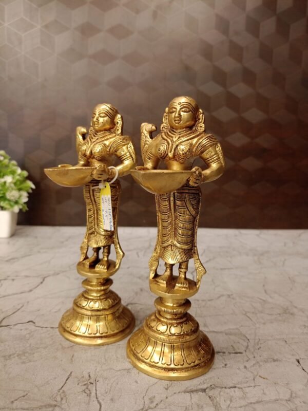Buy Brass Paavai Diya / Symbol of Divine Light and Knowledge 7.5″ Antique Showroom Trichy - Image 2