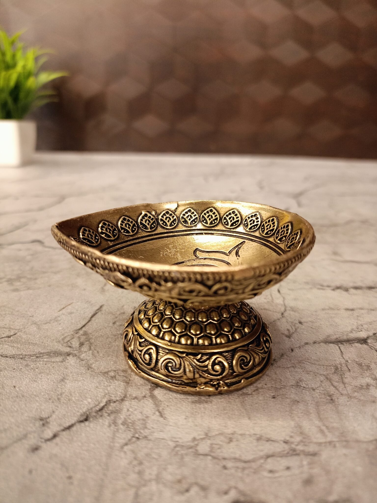 Buy Brass Fine art Agal Diya 1.5″ Antique Showroom Trichy - Image 2