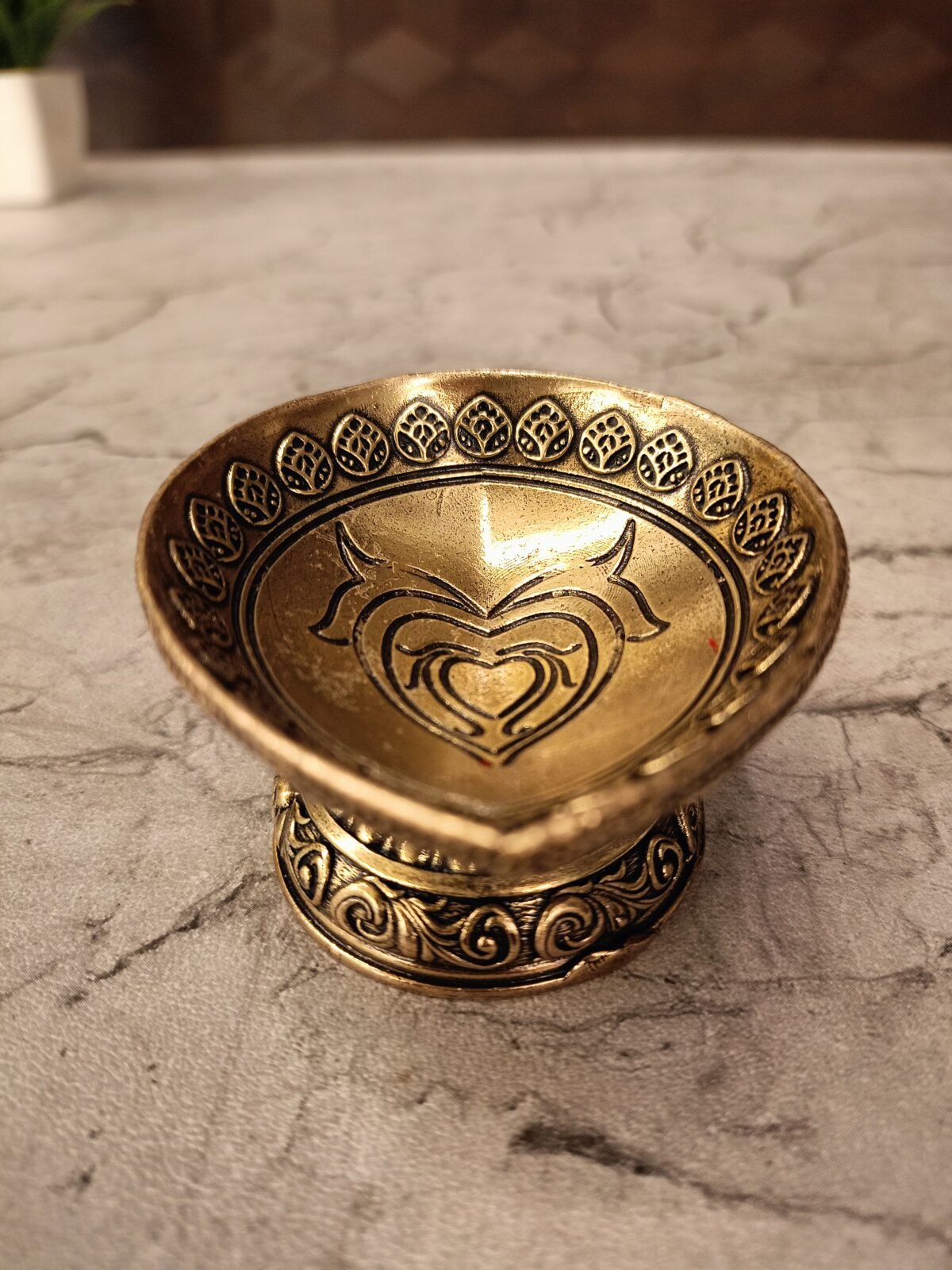 Buy Brass Fine art Agal Diya 1.5″ Antique Showroom Trichy - Image 3