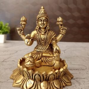 Buy Brass Mahalakshmi On Lotus Idol- 5.5″ Antique Showroom Trichy