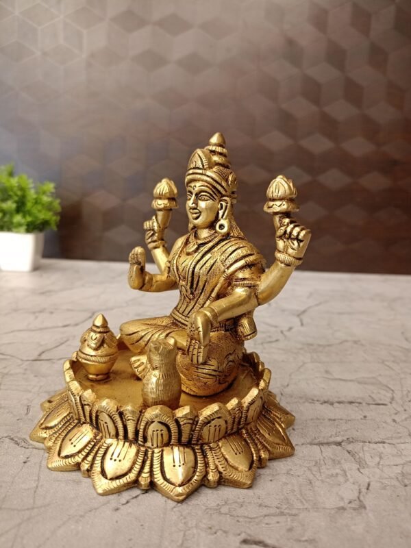 Buy Brass Mahalakshmi On Lotus Idol- 5.5″ Antique Showroom Trichy - Image 4