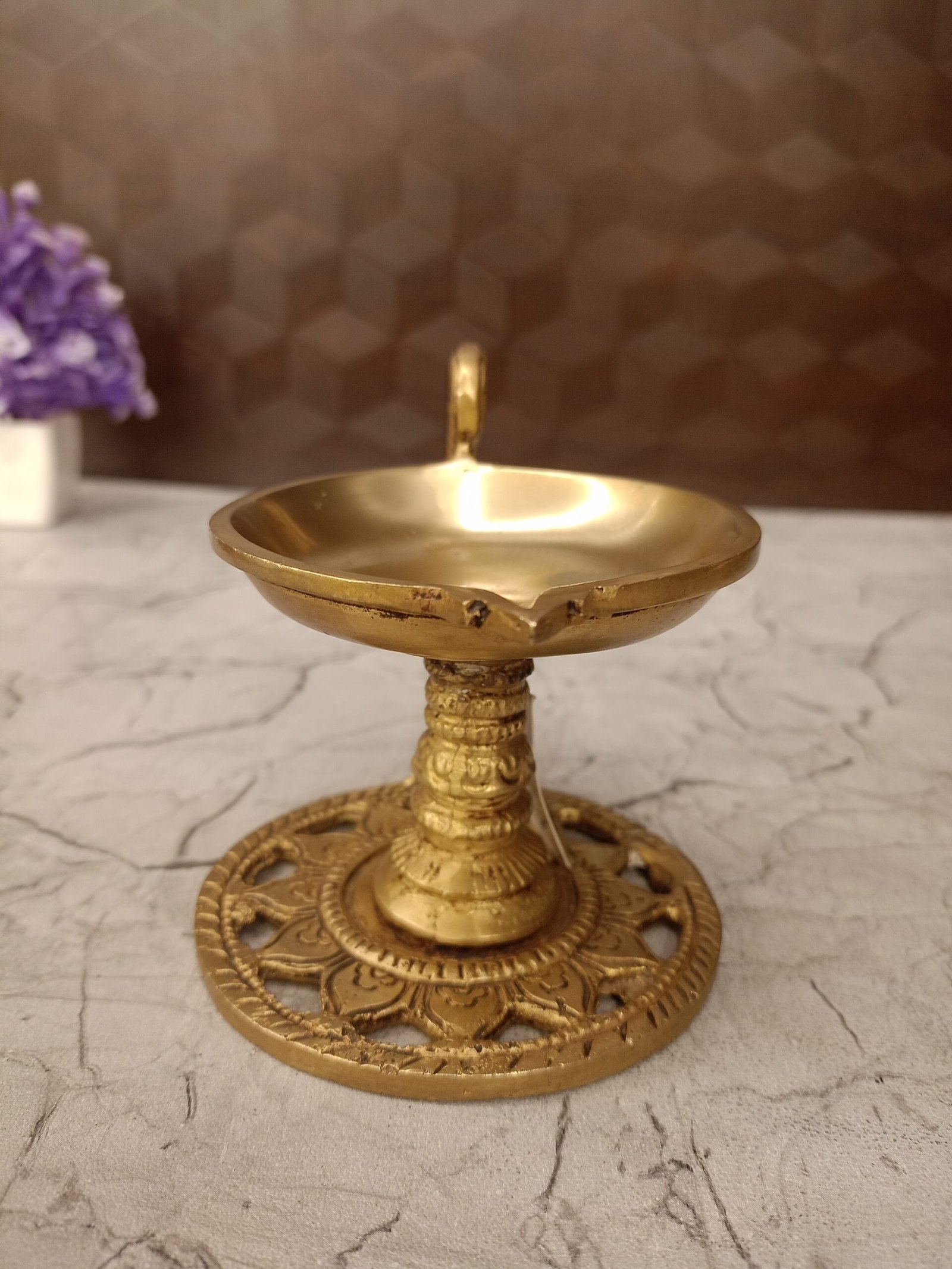 Buy Brass Round Shape Diya With Handle Idol- 4″ Antique Showroom Trichy - Image 3