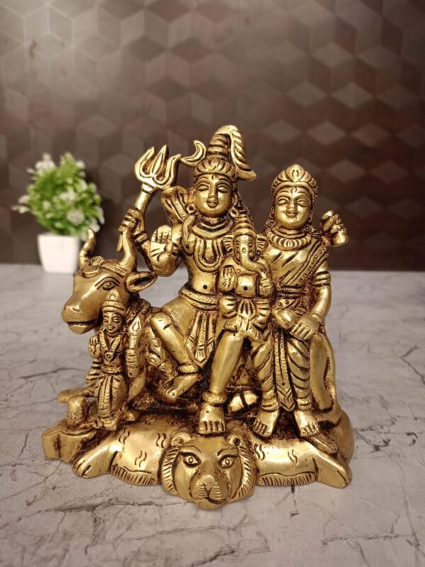 Buy Brass Shiva Family For Pooja 6″ Antique Showroom Trichy