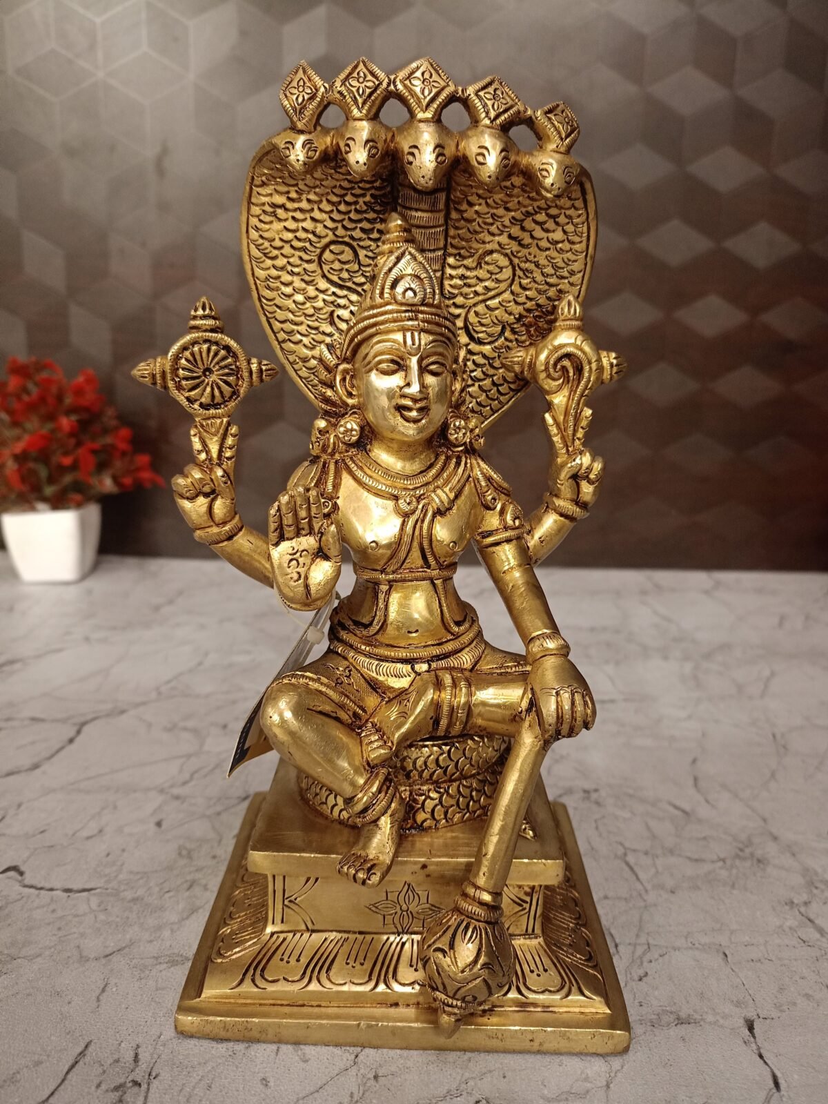 Buy Brass Sitting Lord Vishnu With Snake Idol- 9.5″ Antique Showroom Trichy