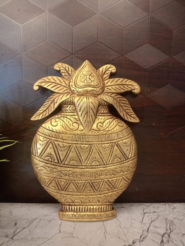 Buy Brass Wall Mount Kalasam For Pooja 8″ Antique Showroom Trichy