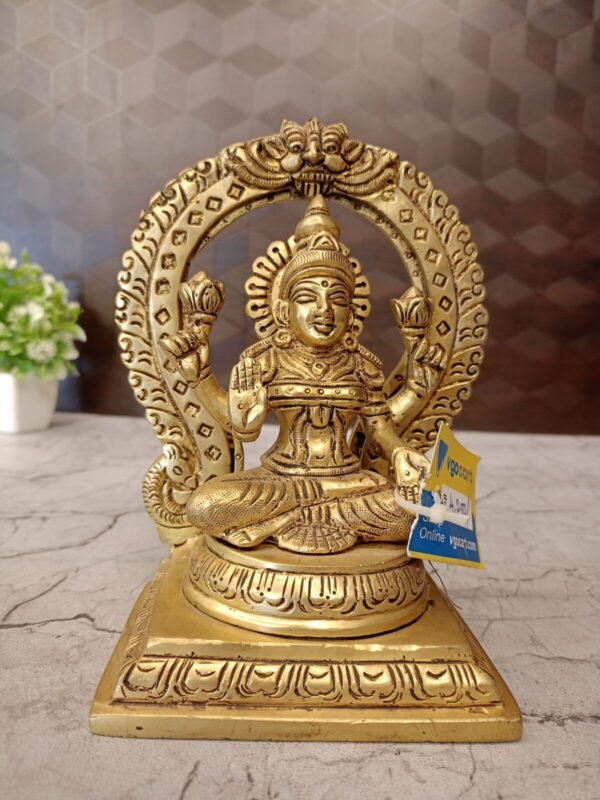 Buy Goddess Lakshmi Brass Idol 7″ Antique Showroom Trichy