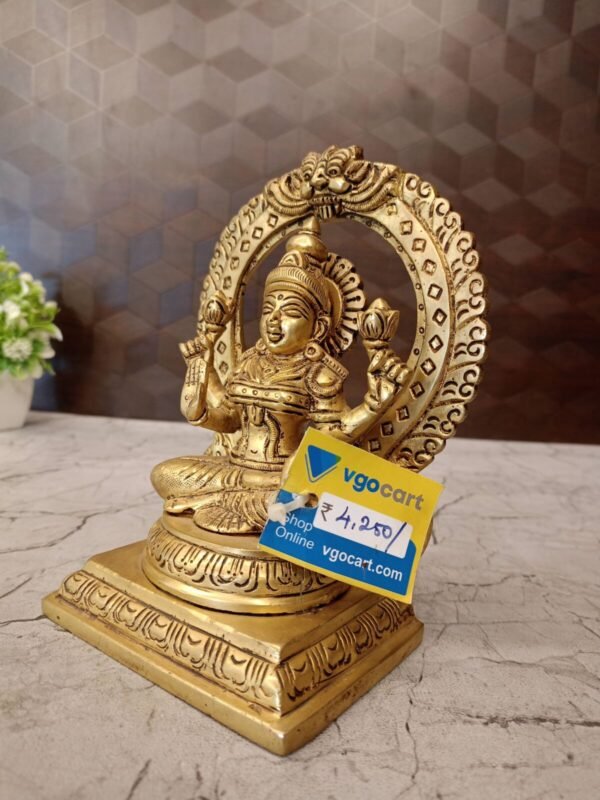 Buy Goddess Lakshmi Brass Idol 7″ Antique Showroom Trichy - Image 2