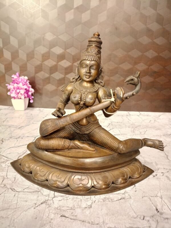 Panchaloha Saraswati Idol For Pooja 10.2″ Antique Showroom Trichy - Image 4
