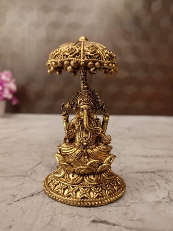 Buy Brass Fine art Ganesh with an Umbrella 4″ Antique Showroom Trichy