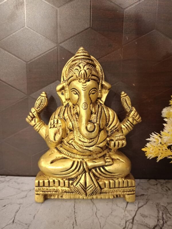 Buy Brass Ganesha Statue Wall Mount 6″ Antique Showroom Trichy