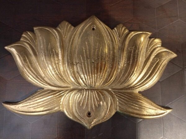 Buy Brass Lotus Wall mount 6″ Antique Showroom Trichy
